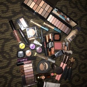 HUGE makeup bundle